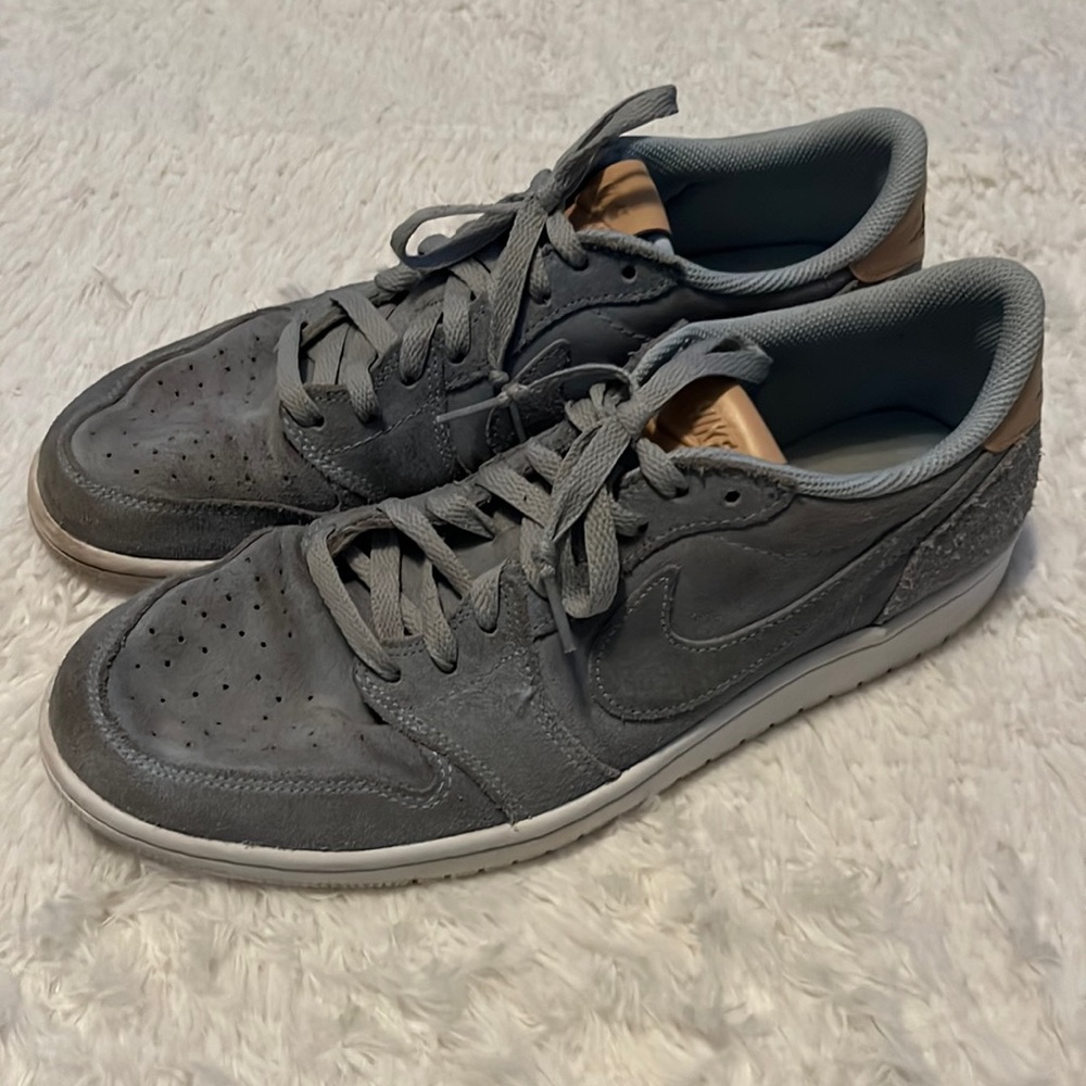 Air Jordan one retro low